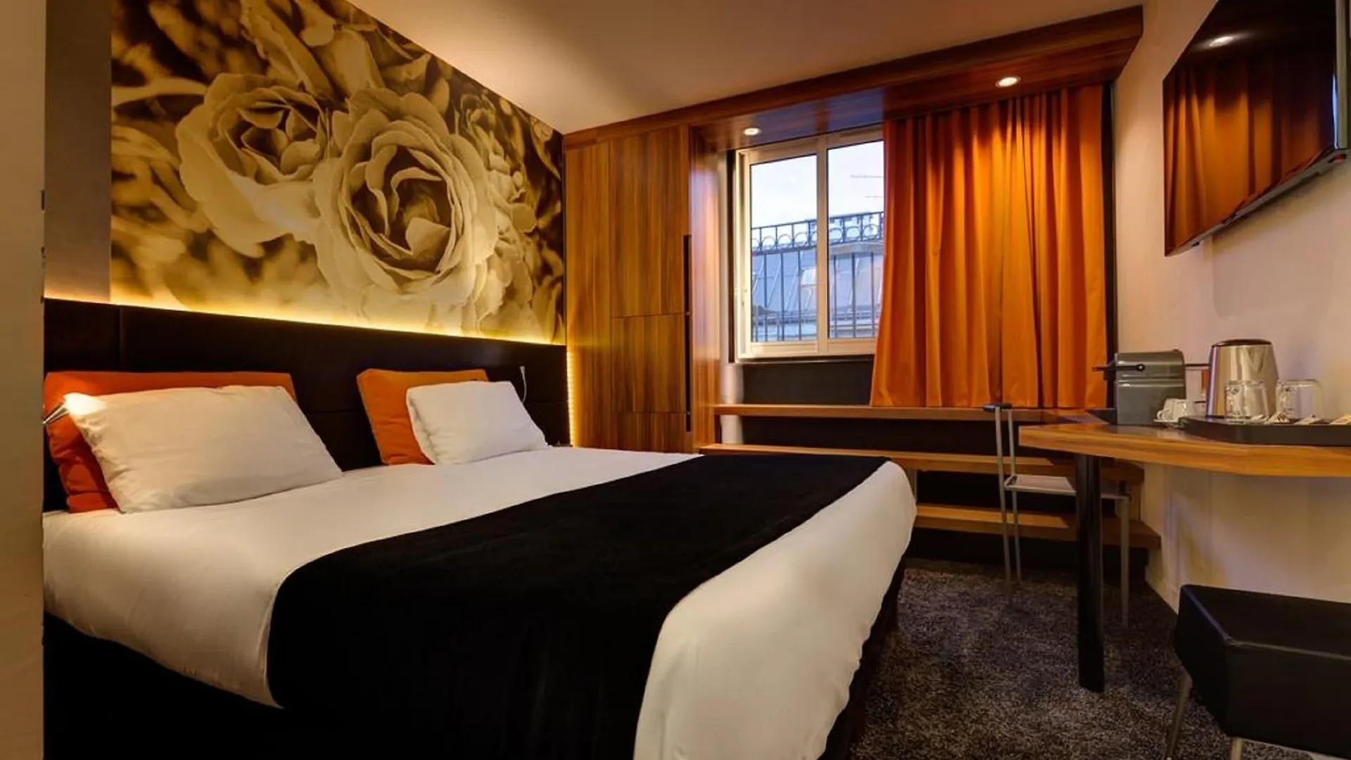 Hotel Elixir Paris 3*,