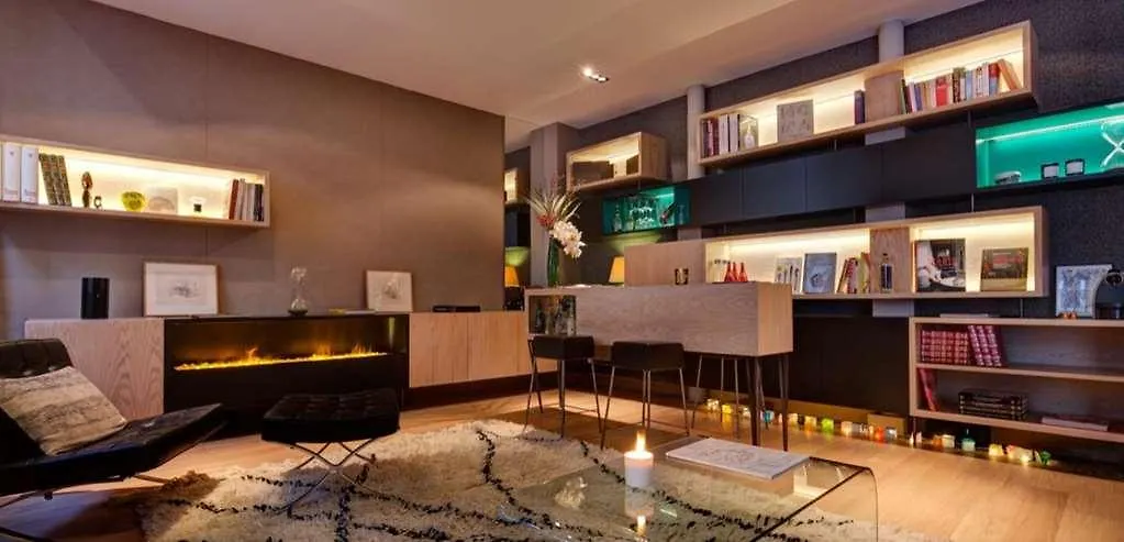 ***  Hotel Elixir Paris France